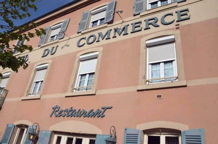 פונט-דה-וו Hotel Du Commerce מראה חיצוני תמונה